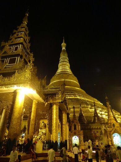 Yangon-Shwedagon 034o