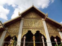 Wat Phra that Haripunchai