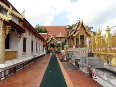 Wat Phra that Haripunchai